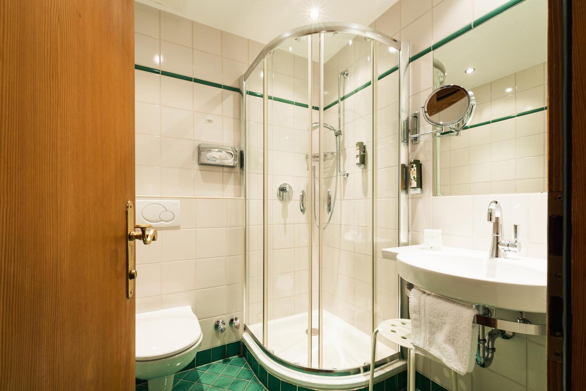Hotel Gasthof Brandstaetter Salzburg Room photo